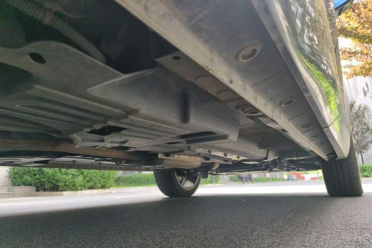 Used Wey VV7 2017 2.0T Flagship Model Chassis Rear Right
