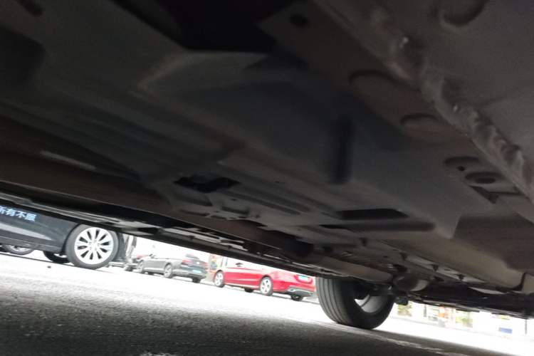 Used Wey VV7 2017 2.0T Flagship Model Chassis Rear Right