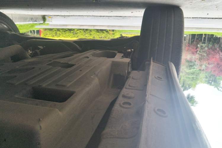 Used Wey VV7 2017 2.0T Flagship Model Chassis Rear Right