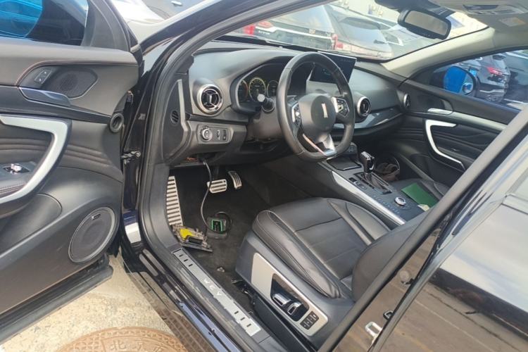 Used Wey VV7 2017 2.0T Flagship Model Driver Seat