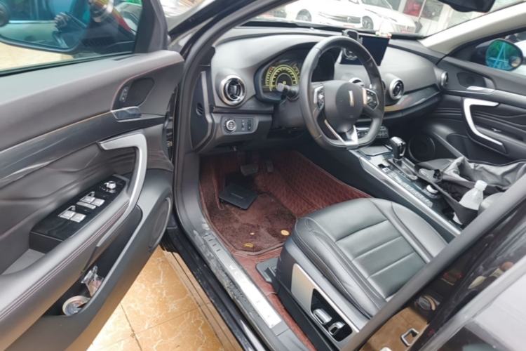 Used Wey VV7 2017 2.0T Luxury Model Driver Seat