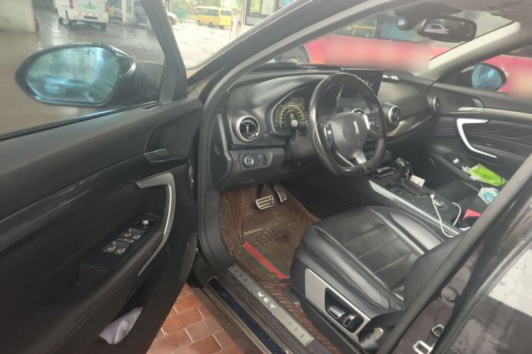 Used Wey VV7 2017 2.0T Flagship Model Driver Seat