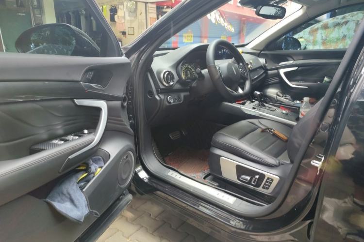 Used Wey VV7 2017 2.0T Flagship Model Driver Seat