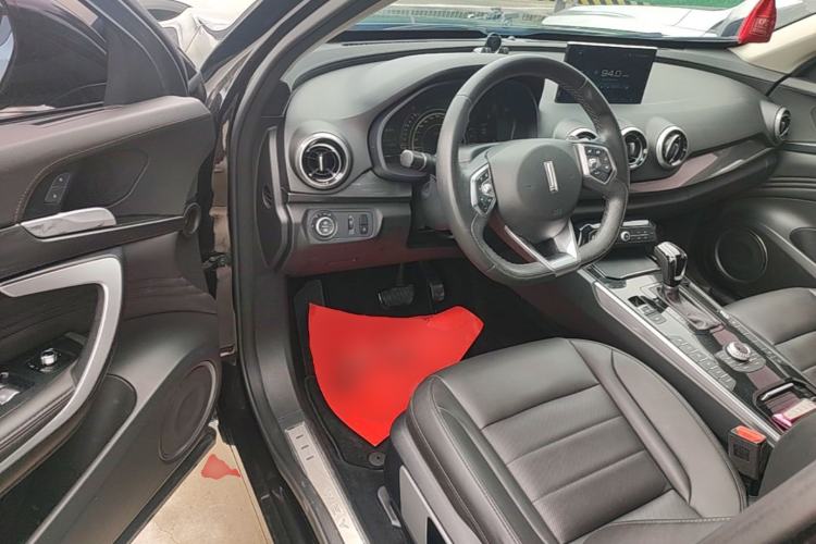 Used Wey VV7 2017 2.0T Ultra-Luxury Version Driver Seat