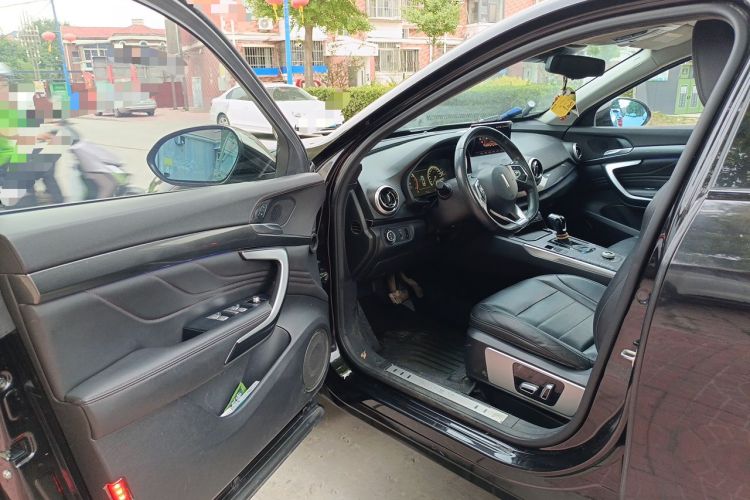 Used Wey VV7 2017 2.0T Luxury Model Driver Seat