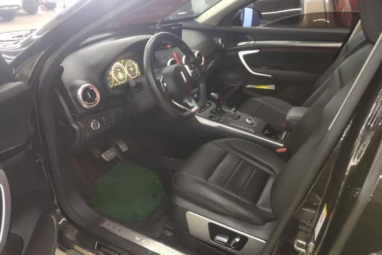 Used Wey VV7 2017 2.0T Ultra-Luxury Version Driver Seat