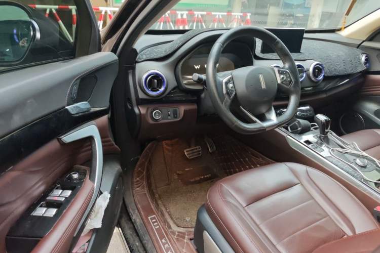 Used Wey VV7 2017 2.0T Flagship Model Driver Seat
