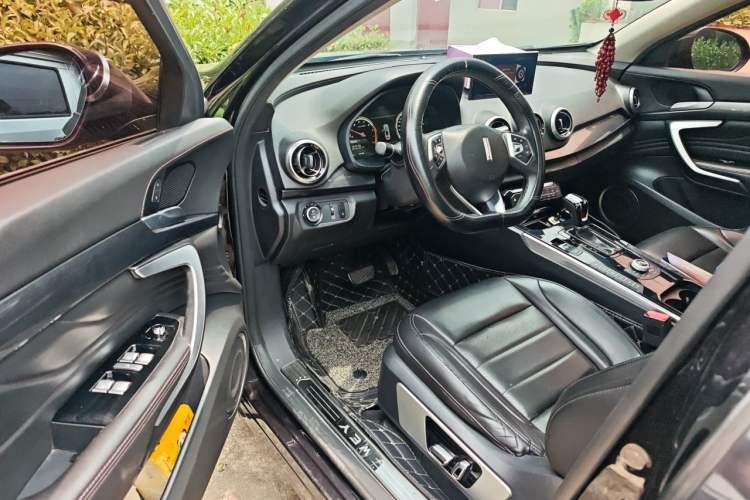 Used Wey VV7 2017 2.0T Ultra-Luxury Version Driver Seat