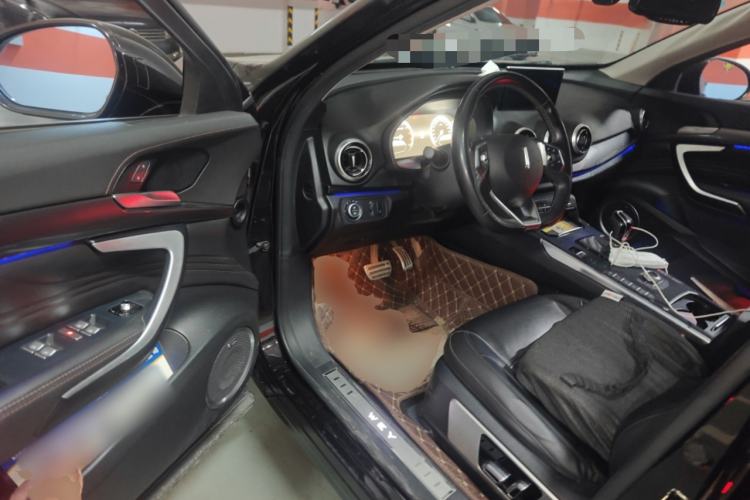 Used Wey VV7 2017 2.0T Flagship Model Driver Seat