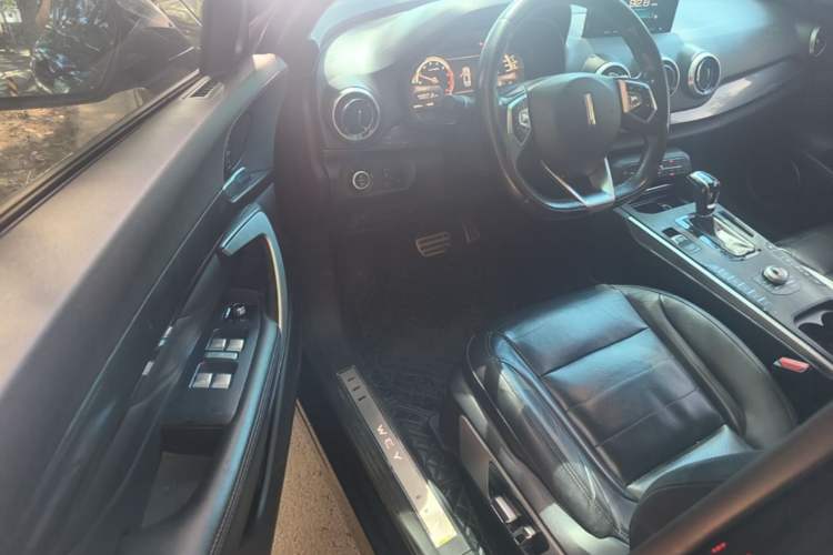 Used Wey VV7 2017 2.0T Flagship Model Driver Seat
