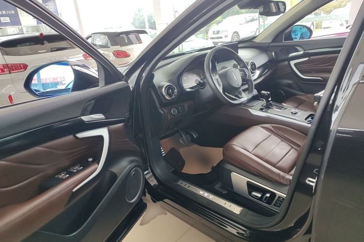 Used Wey VV7 2017 2.0T Flagship Model Driver Seat