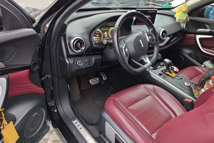 Used Wey VV7 2017 2.0T Flagship Model Driver Seat
