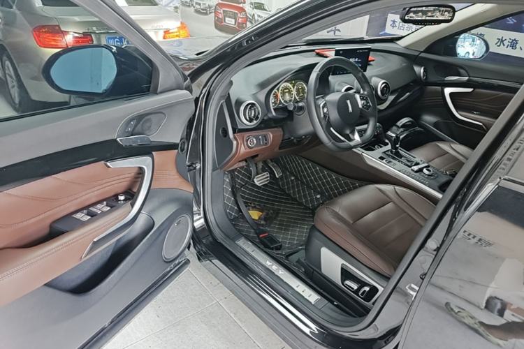 Used Wey VV7 2017 2.0T Ultra-Luxury Version Driver Seat