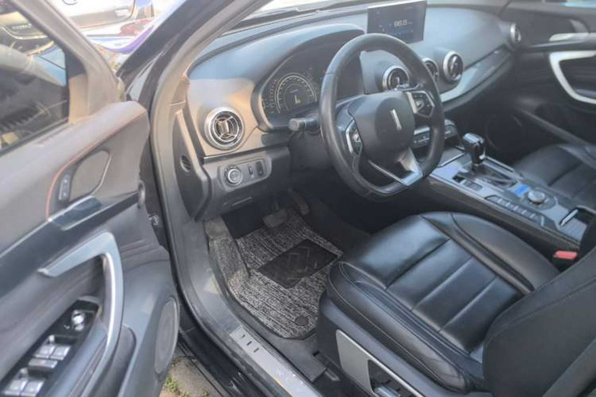 Used Wey VV7 2017 2.0T Ultra-Luxury Version Driver Seat