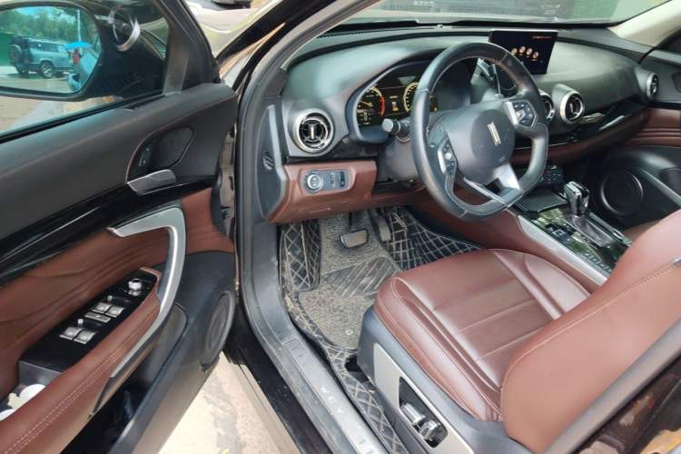 Used Wey VV7 2017 2.0T Ultra-Luxury Version Driver Seat