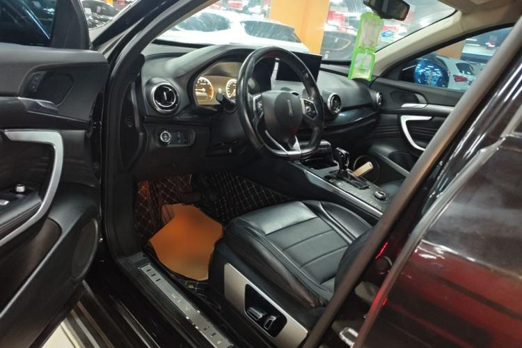 Used Wey VV7 2017 2.0T Luxury Model Driver Seat