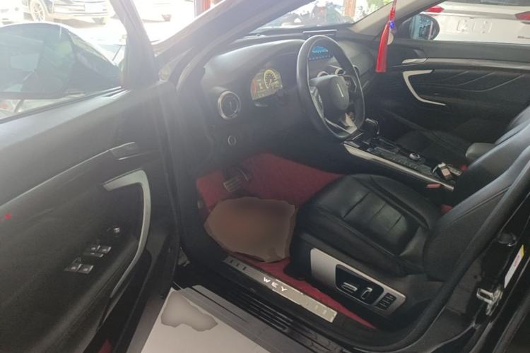 Used Wey VV7 2017 2.0T Flagship Model Driver Seat