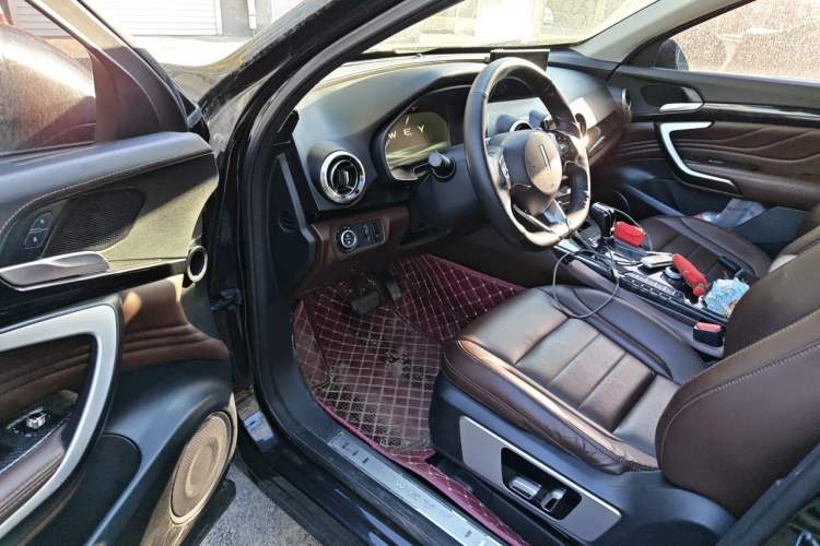Used Wey VV7 2017 2.0T Ultra-Luxury Version Driver Seat