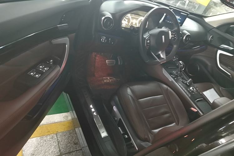 Used Wey VV7 2017 2.0T Flagship Model Driver Seat