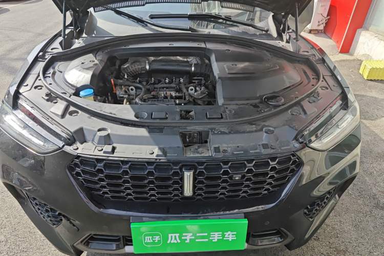 Used Wey VV7 2017 2.0T Ultra-Luxury Version Engine Bay