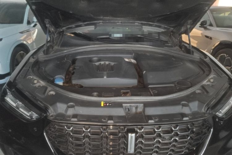 Used Wey VV7 2017 2.0T Ultra-Luxury Version Engine Bay
