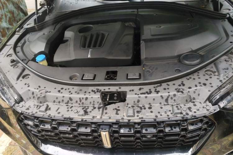 Used Wey VV7 2017 2.0T Flagship Model Engine Bay