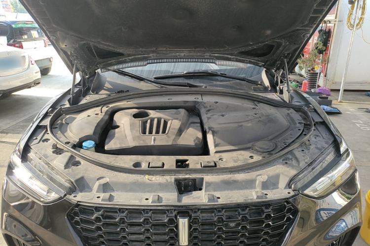 Used Wey VV7 2017 2.0T Flagship Model Engine Bay
