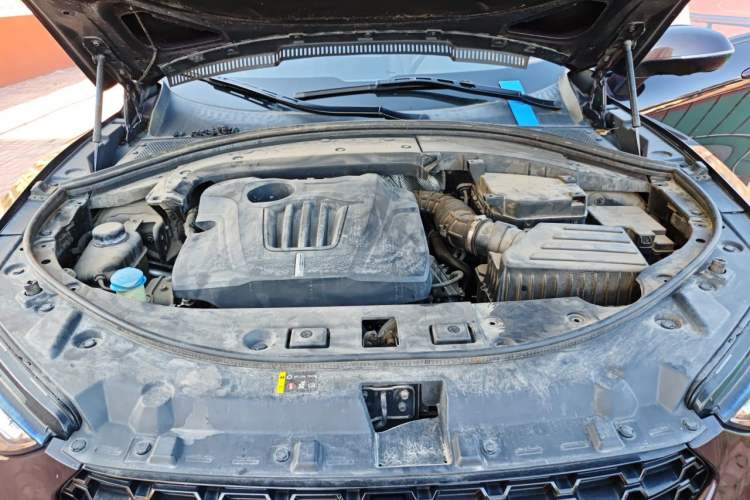 Used Wey VV7 2017 2.0T Flagship Model Engine Bay