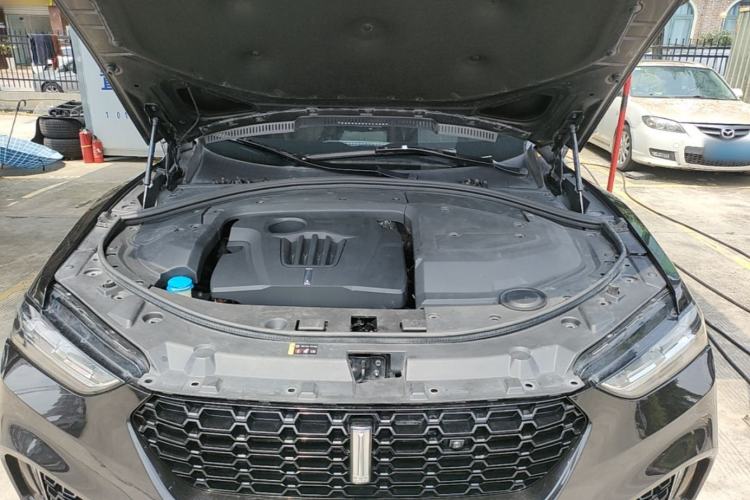 Used Wey VV7 2017 2.0T Ultra-Luxury Version Engine Bay