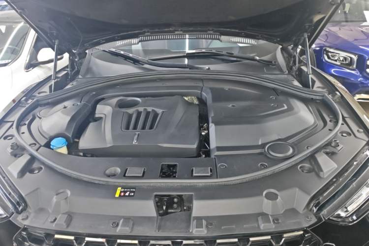 Used Wey VV7 2017 2.0T Flagship Model Engine Bay