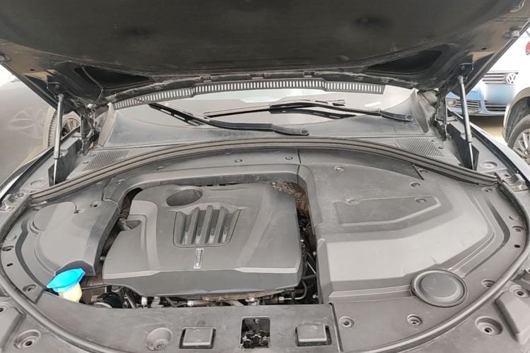 Used Wey VV7 2017 2.0T Ultra-Luxury Version Engine Bay