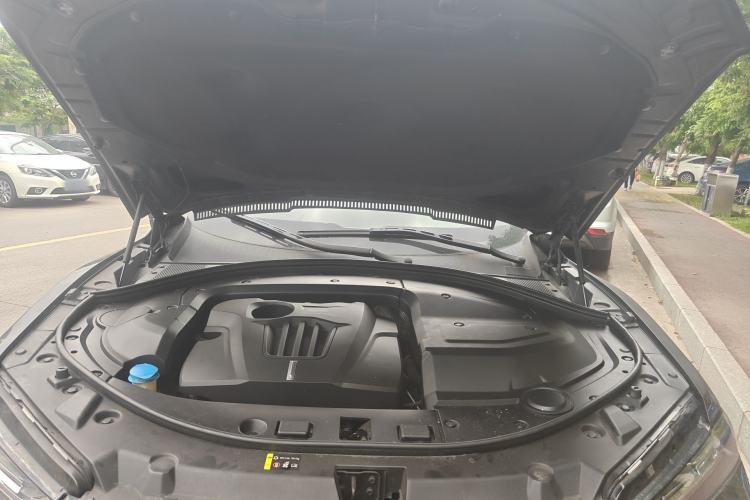 Used Wey VV7 2017 2.0T Flagship Model Engine Bay