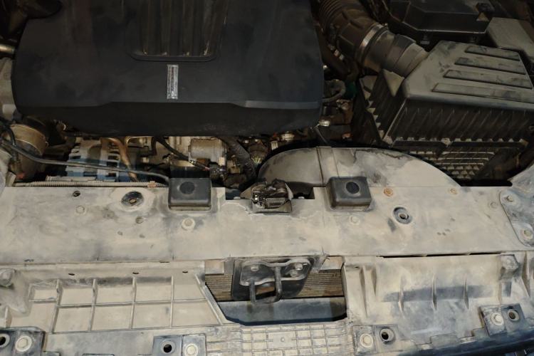 Used Wey VV7 2017 2.0T Flagship Model Engine Bay
