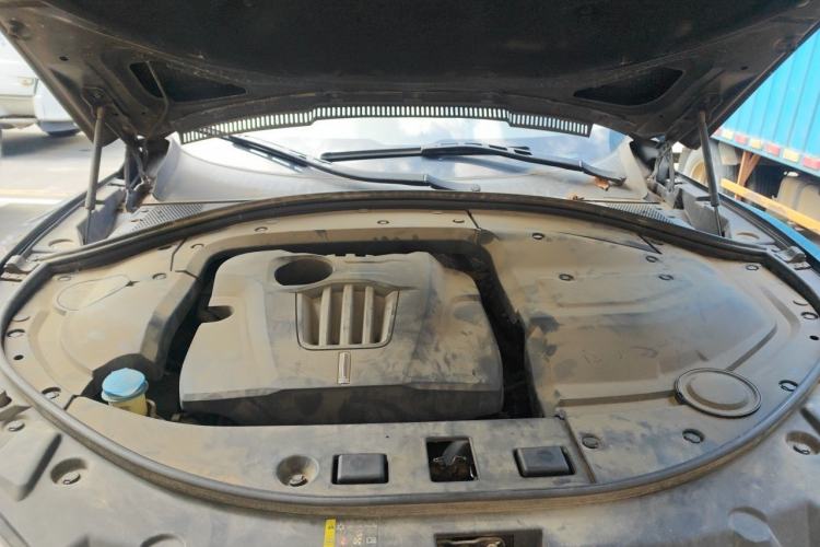 Used Wey VV7 2017 2.0T Flagship Model Engine Bay