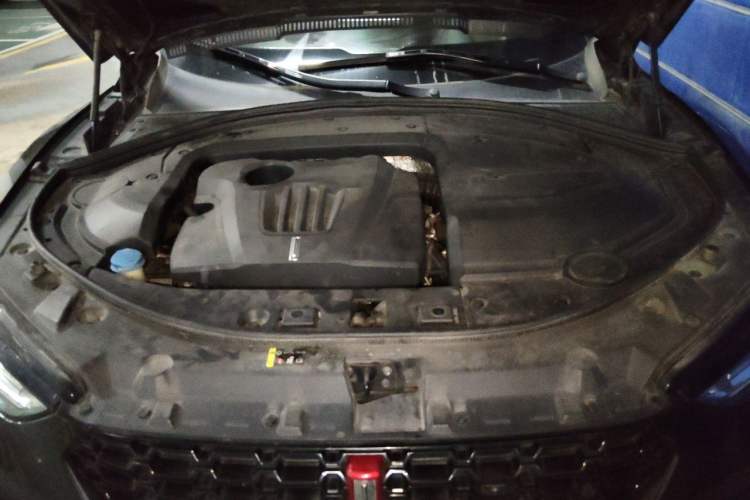 Used Wey VV7 2017 2.0T Flagship Model Engine Bay