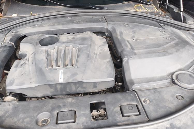 Used Wey VV7 2017 VV7c 2.0T Flagship Model Engine Bay