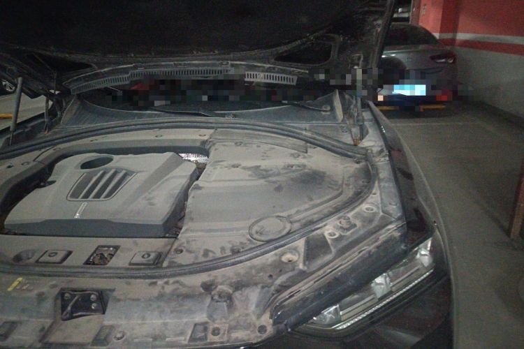 Used Wey VV7 2017 2.0T Flagship Model Engine Bay Left