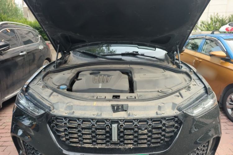 Used Wey VV7 2017 2.0T Flagship Model Engine Bay