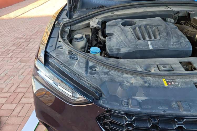 Used Wey VV7 2017 2.0T Flagship Model Engine Bay Right