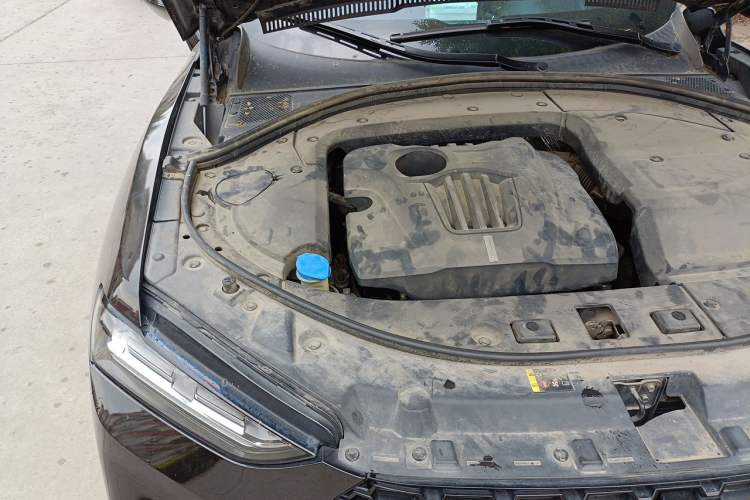Used Wey VV7 2017 2.0T Luxury Model Engine Bay Right