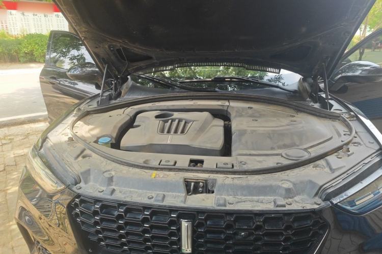 Used Wey VV7 2017 2.0T Flagship Model Engine Bay Right