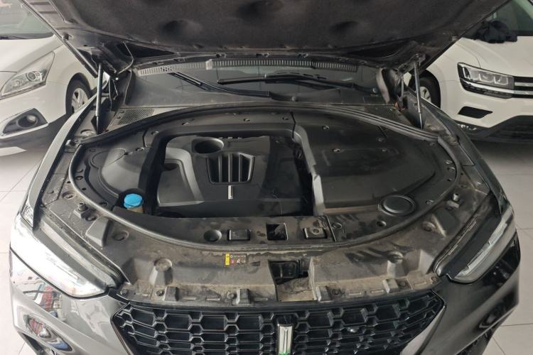 Used Wey VV7 2017 2.0T Flagship Model Engine Bay