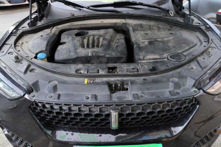Used Wey VV7 2017 VV7c 2.0T Luxury Model Engine Bay