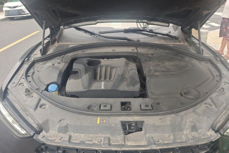 Used Wey VV7 2017 2.0T Flagship Model Engine Bay