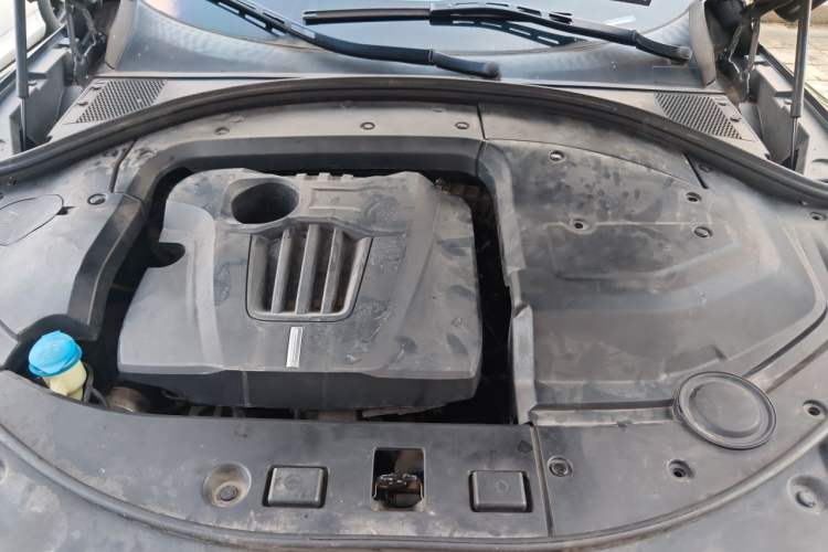 Used Wey VV7 2017 2.0T Flagship Model Engine Bay