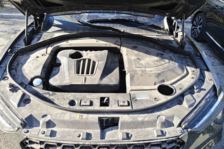 Used Wey VV7 2017 2.0T Ultra-Luxury Version Engine Bay