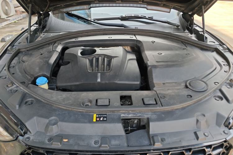 Used Wey VV7 2017 2.0T Flagship Model Engine Bay