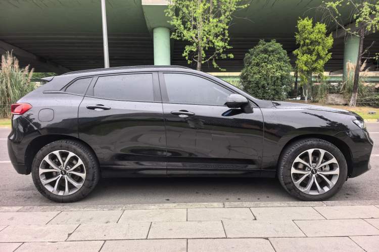 Used Wey VV7 2017 2.0T Ultra-Luxury Version Exterior 10