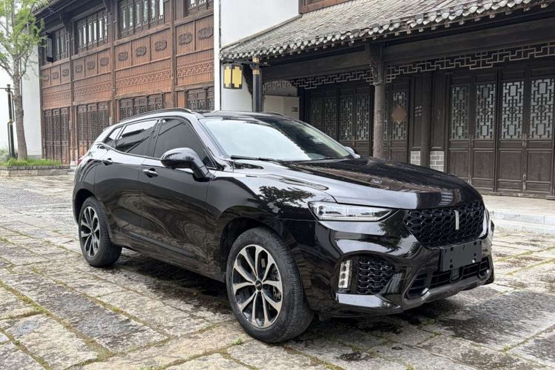 Used Wey VV7 2017 2.0T Ultra-Luxury Version Exterior 2