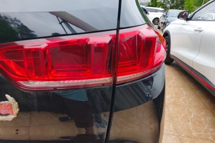 Used Wey VV7 2017 2.0T Luxury Model Exterior 3